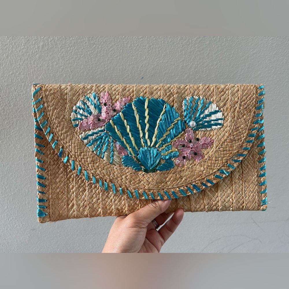 Lily Pullitzer beach wristlet pouch/clutch